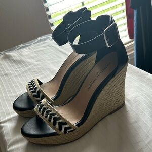 Christian Siriano Black and white wedges Size 7